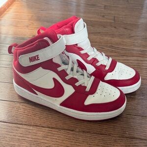 Nike Court Borough Mid 2